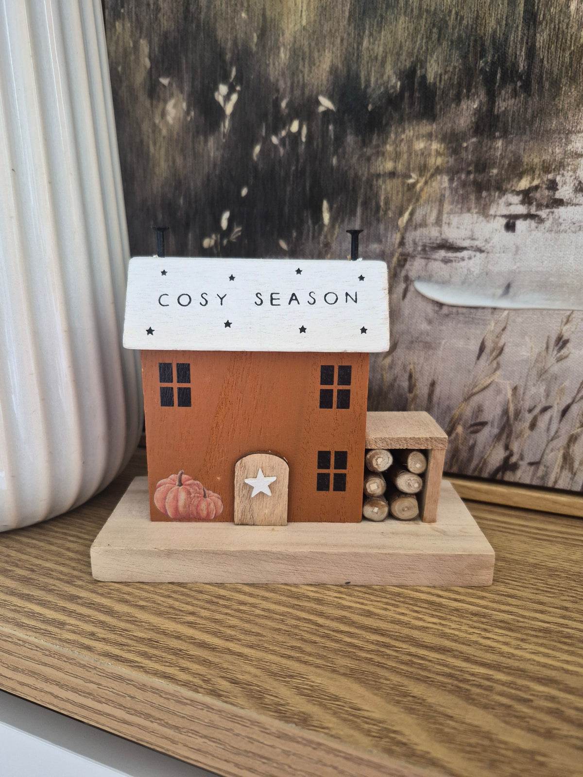 Cosy Season House