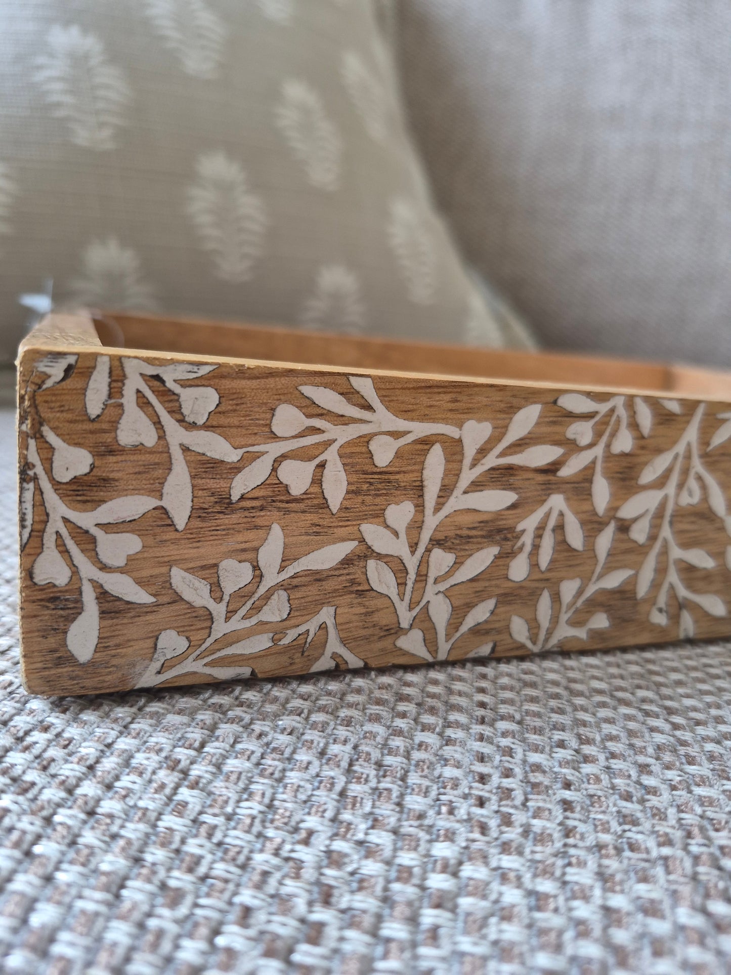 Mini Leaves Mango Wood Serving Tray