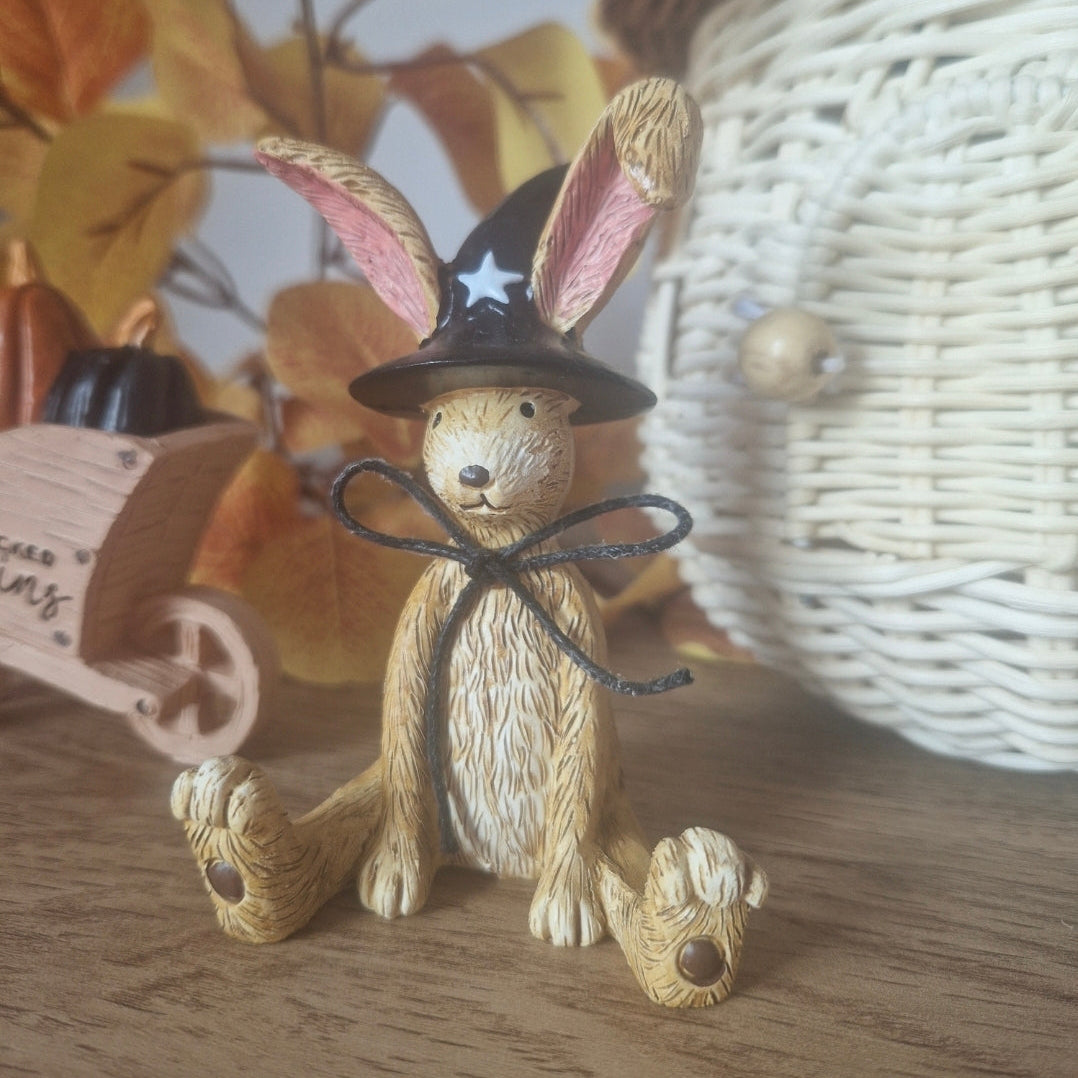 Sitting Witch Rabbit